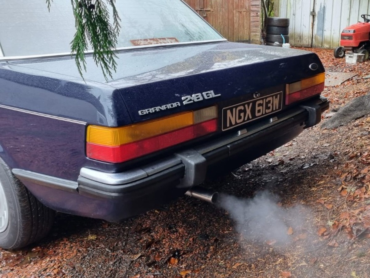 1980 Ford Granada Image 2