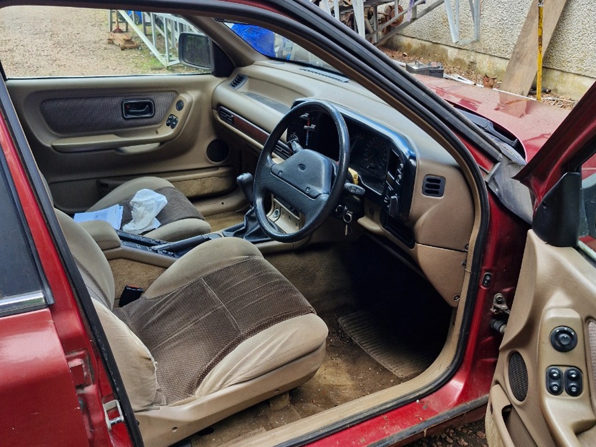 1986 Ford Granada Image 4