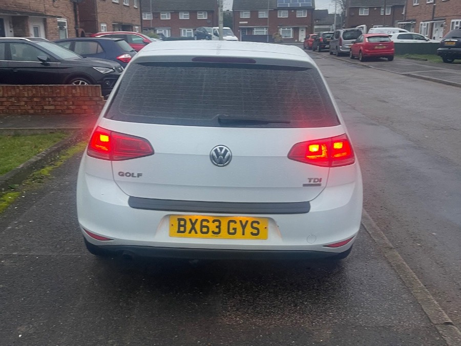 2013 Volkswagen Golf Image 4