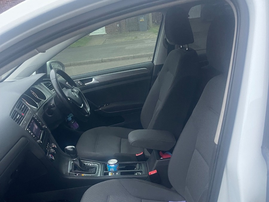 2013 Volkswagen Golf Image 8