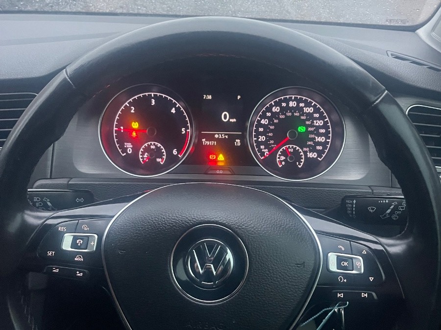 2013 Volkswagen Golf Image 7