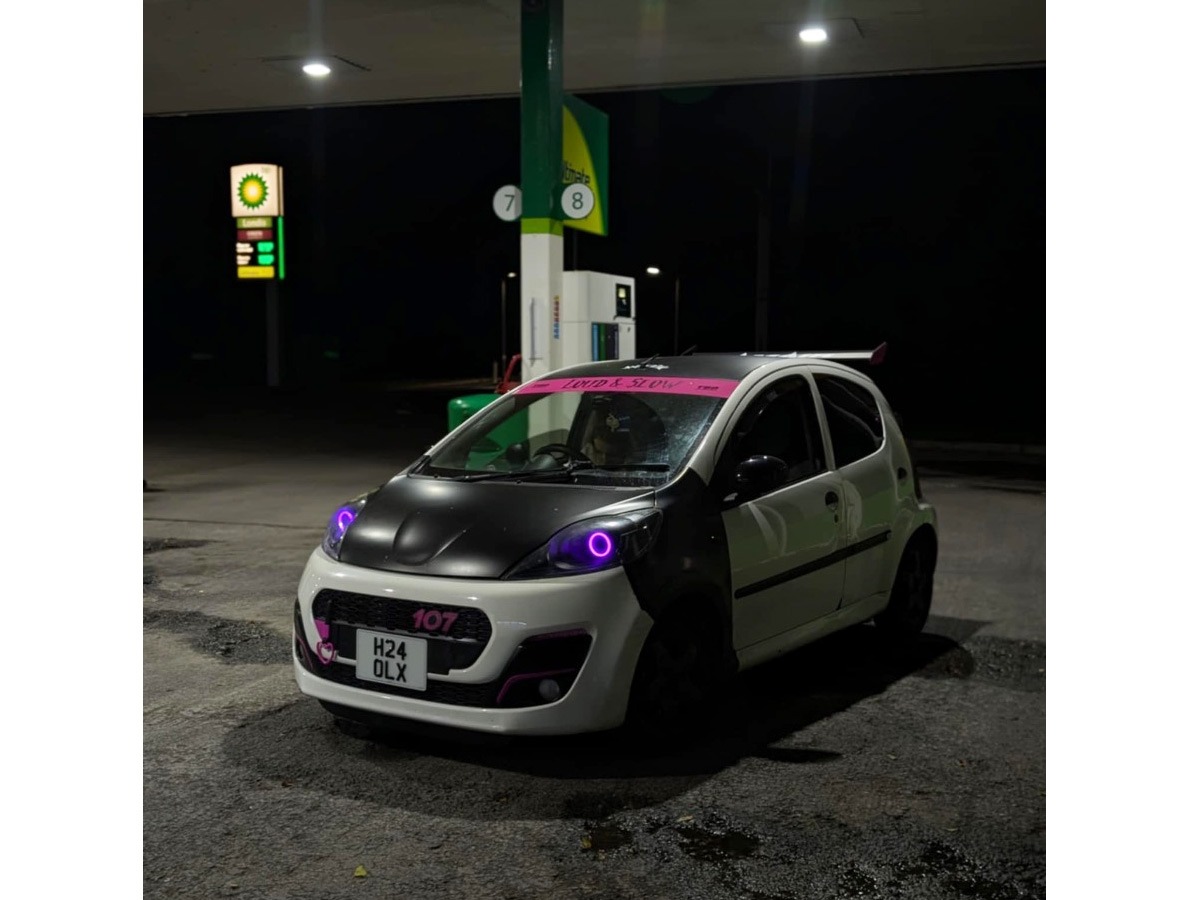 2014 Peugeot 107 Image 4