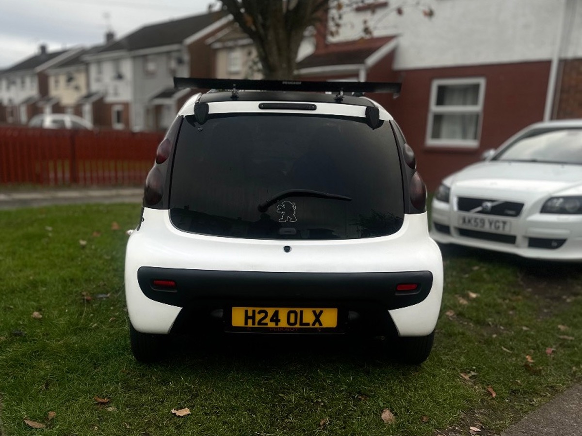 2014 Peugeot 107 Image 5