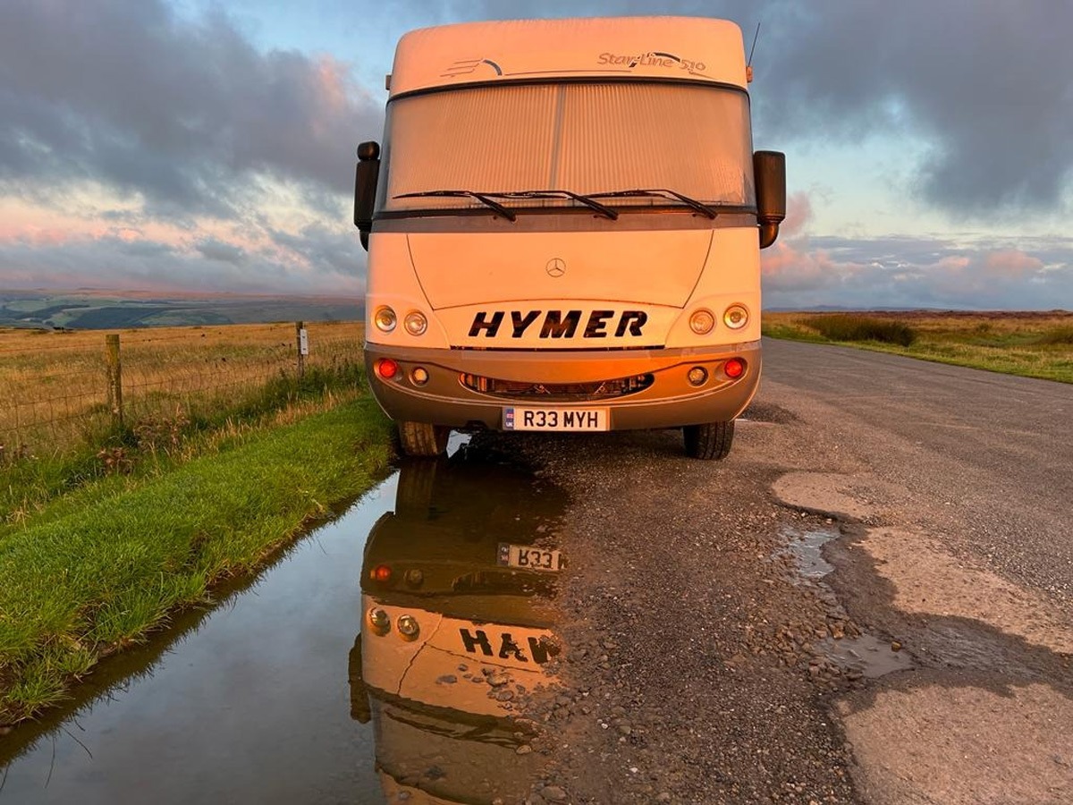 2000 Mercedes-Benz Sprinter 3500 Image 3