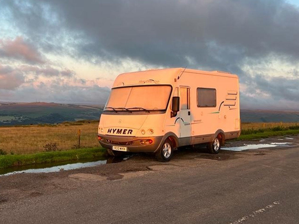 2000 Mercedes-Benz Sprinter 3500 Image 1
