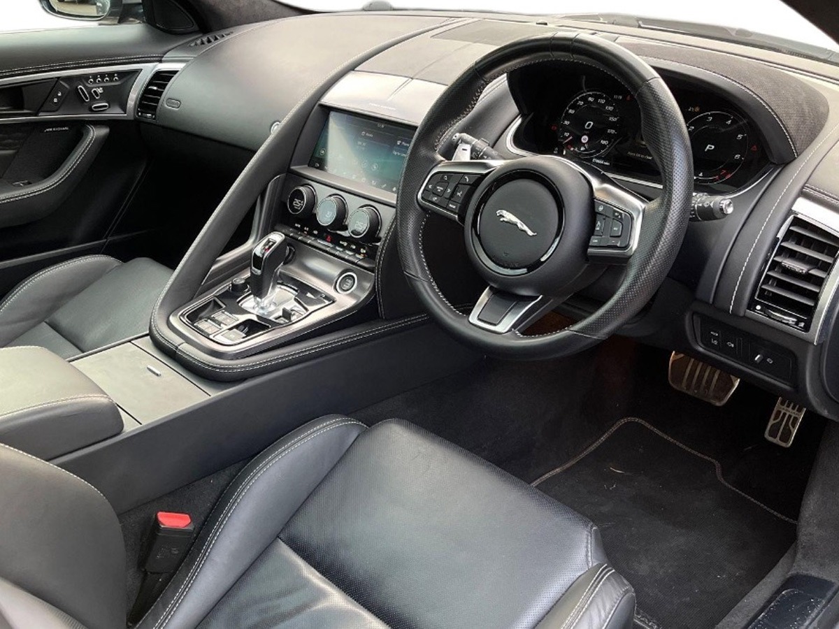 2024 Jaguar F-Type Image 5