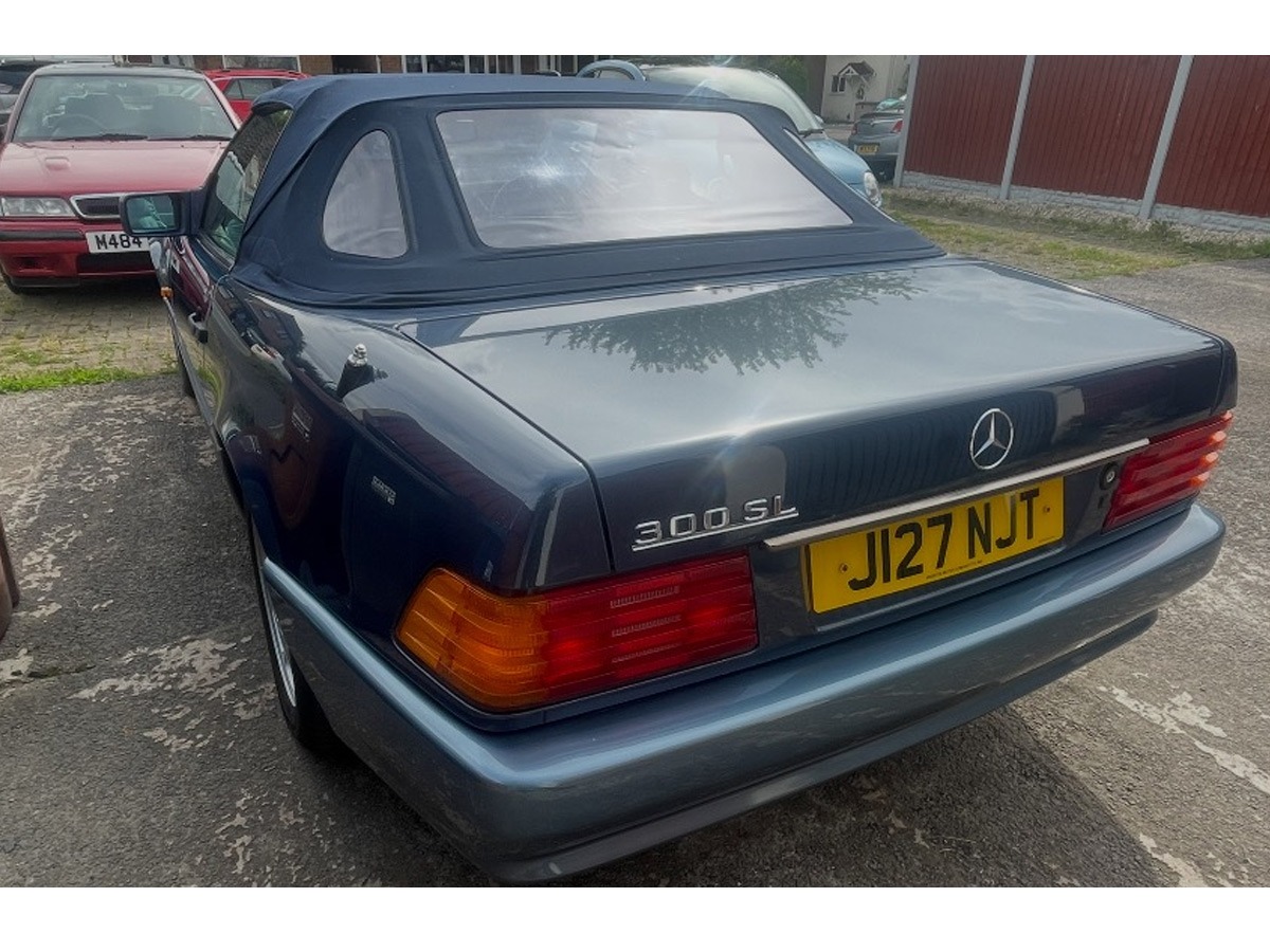 1990 Mercedes-Benz 300SL Image 5