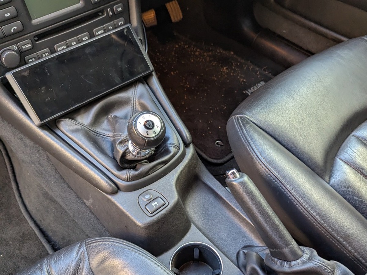 2002 Jaguar X Type Image 6