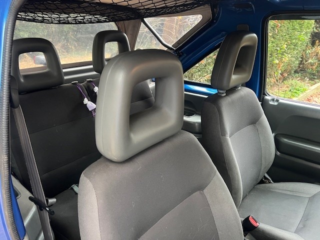 2004 Suzuki Jimny Image 6