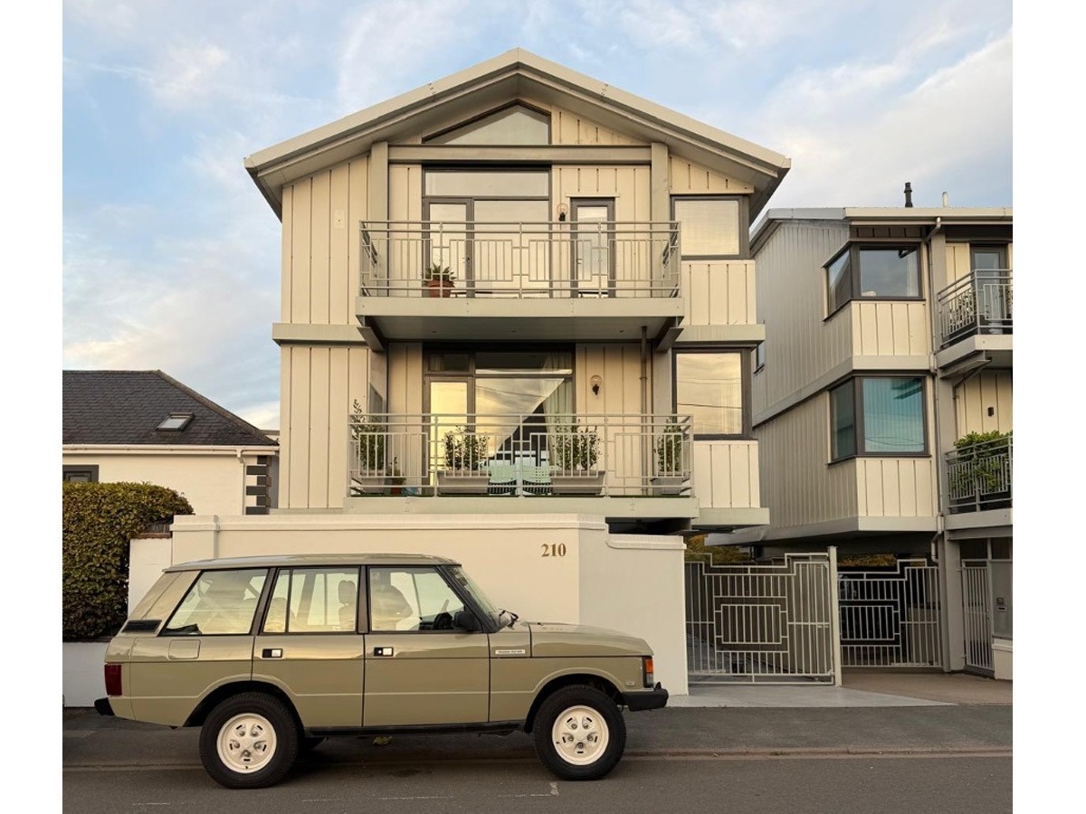 1994 Land Rover Range Rover Classic Image 7