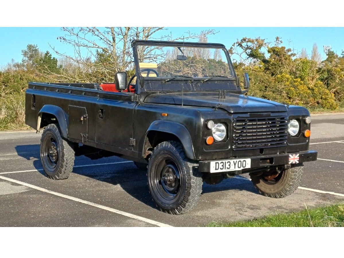 1987 Land Rover 110 Image 1
