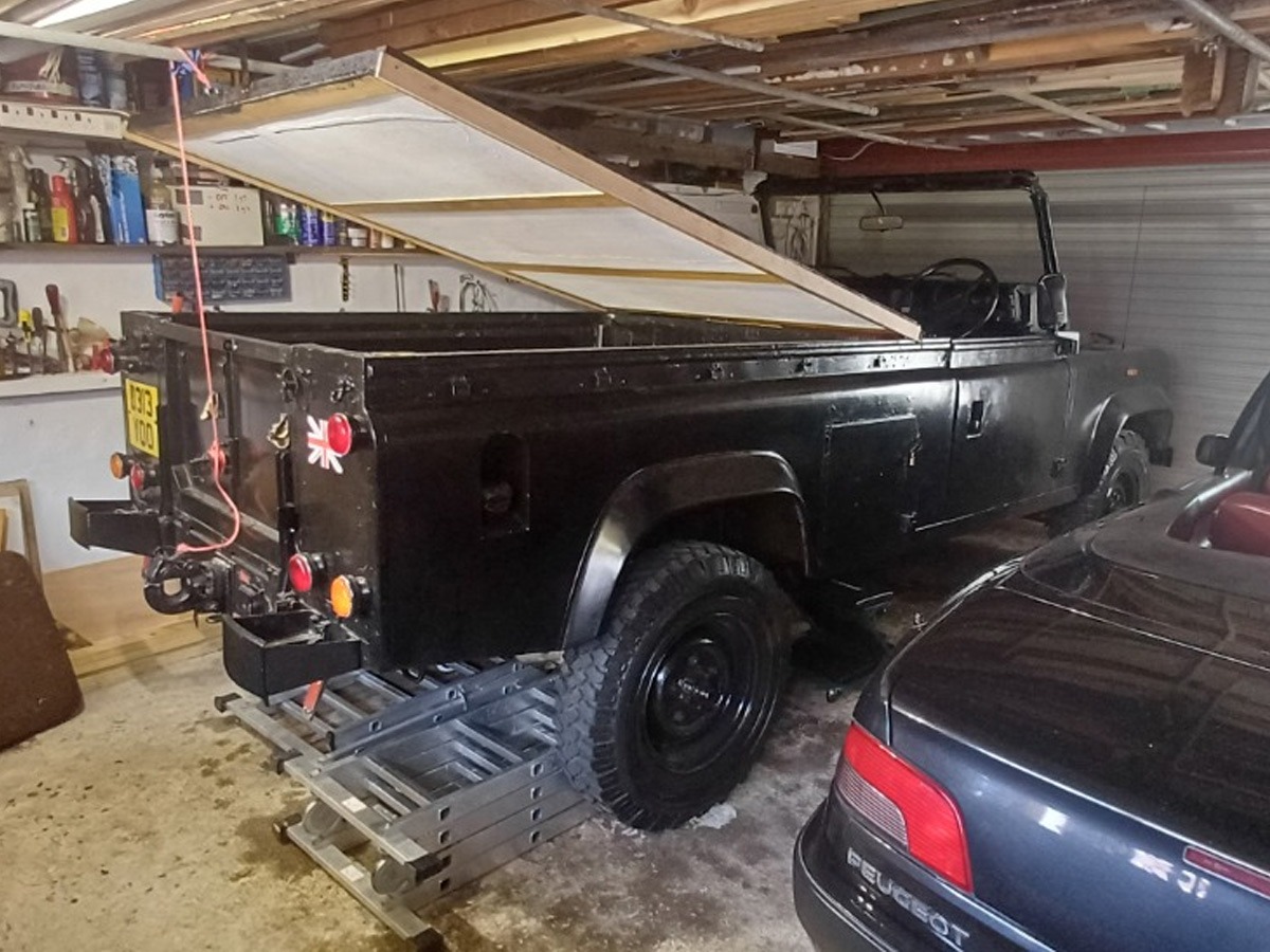 1987 Land Rover 110 Image 6