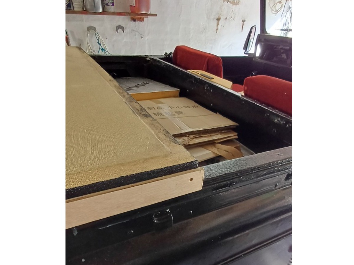 1987 Land Rover 110 Image 7