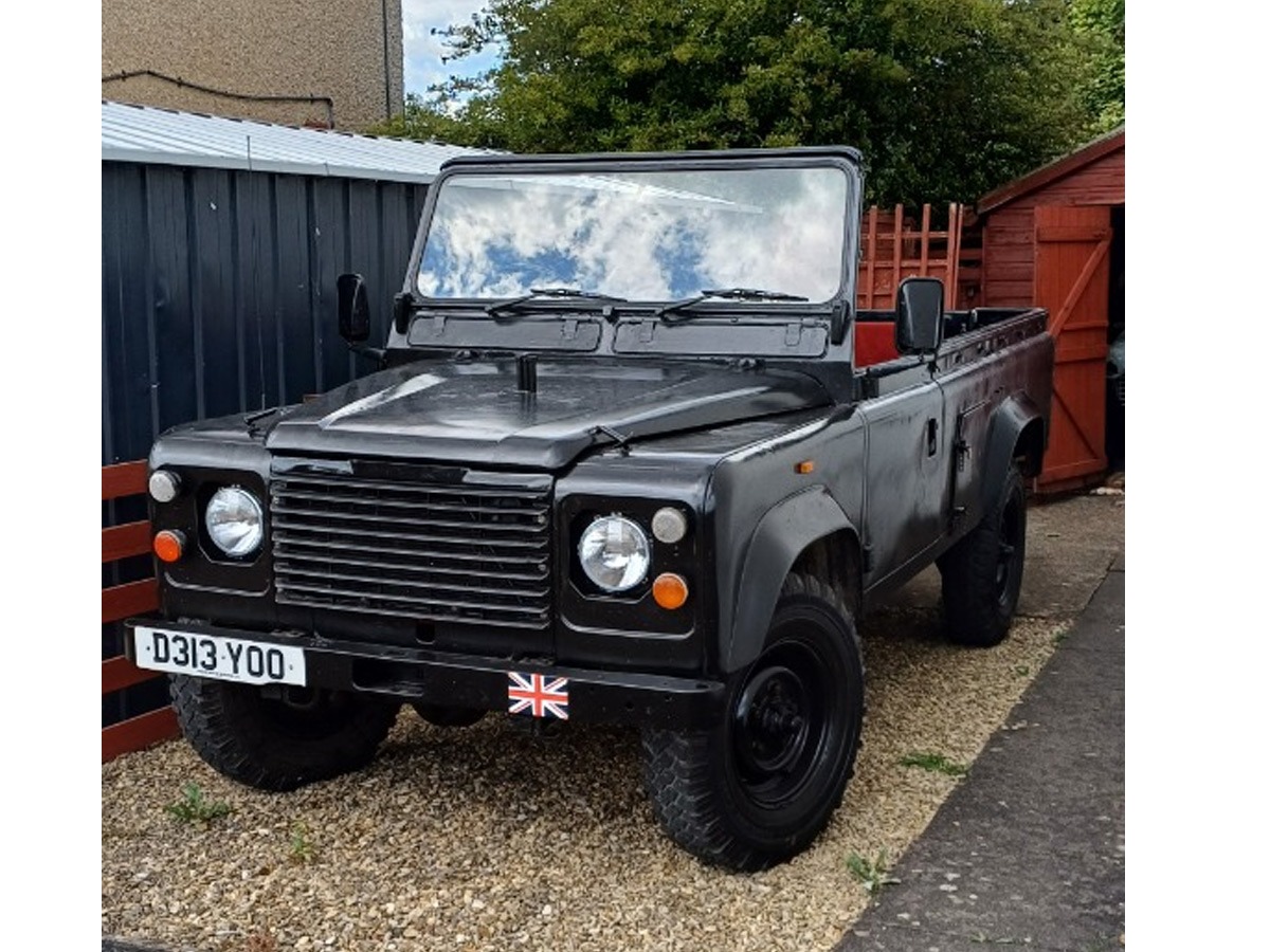 1987 Land Rover 110 Image 2