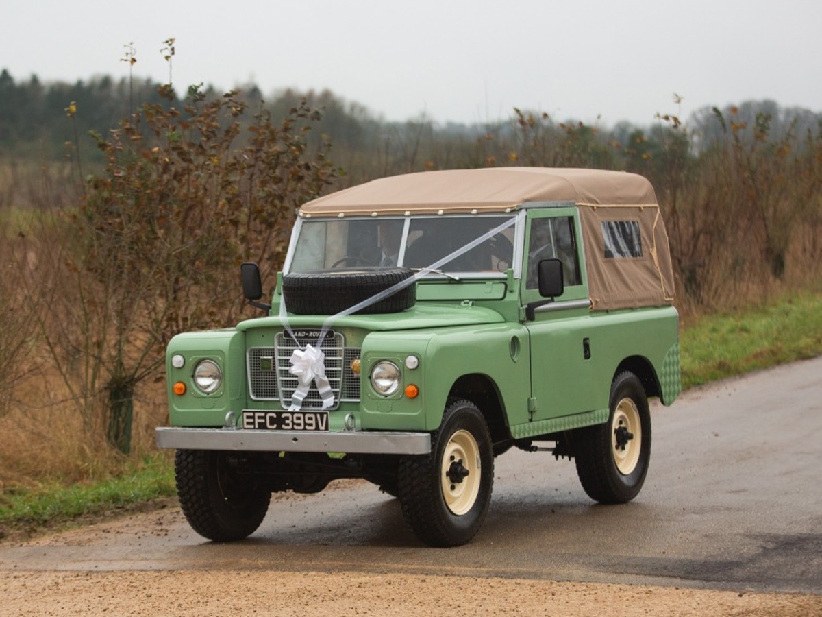 1980 Land Rover 88 Image 1