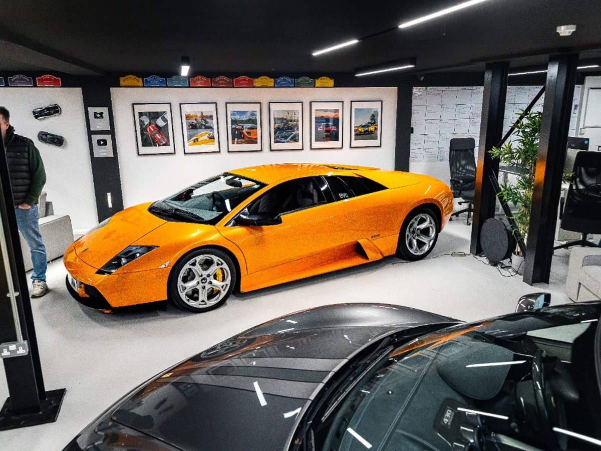 2004 Lamborghini Murcielago Image 2