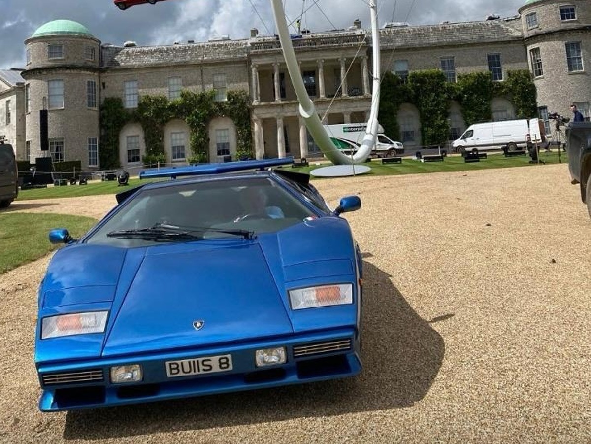 1985 Lamborghini Countach Image 2