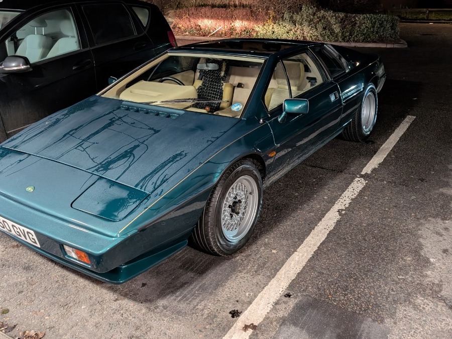 1986 Lotus Esprit Image 6