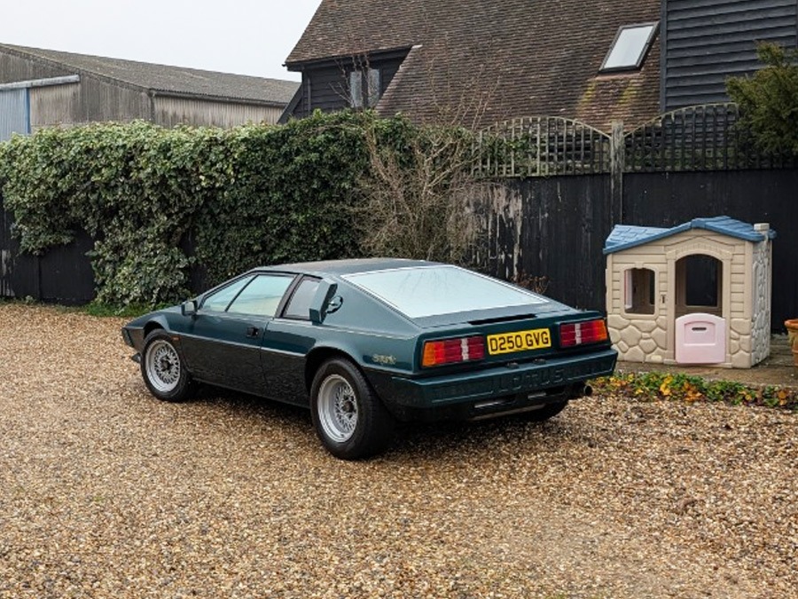 1986 Lotus Esprit Image 7