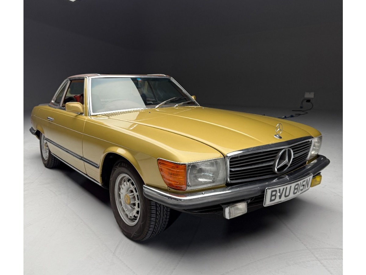 1973 Mercedes-Benz 107 Image 1