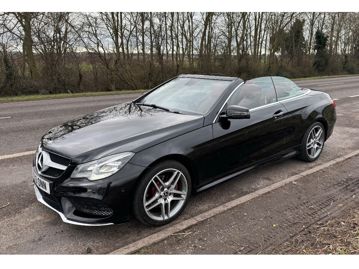 2013 Mercedes-Benz 220 Image 1