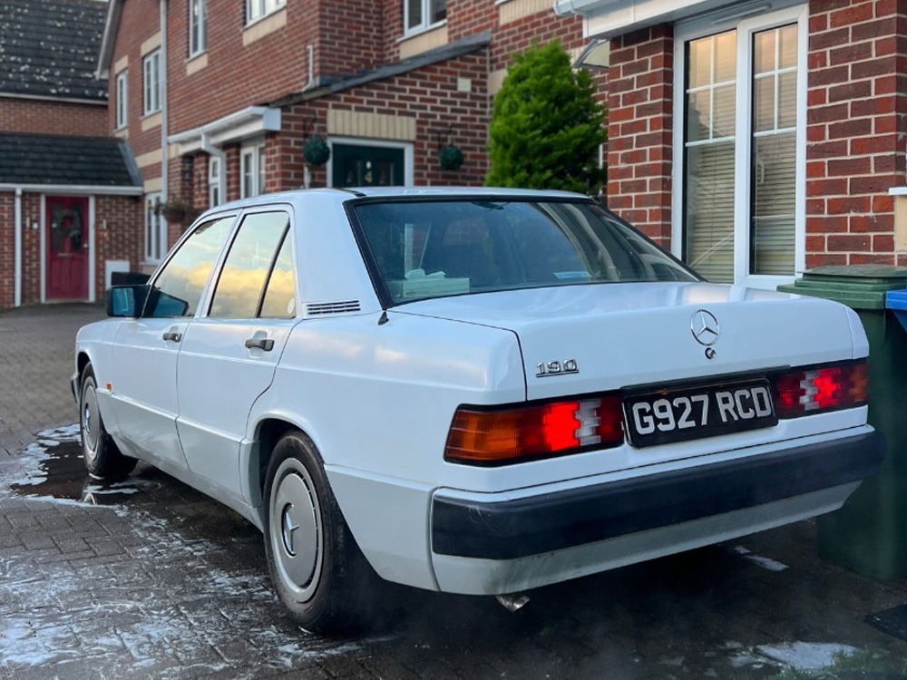 1989 Mercedes-Benz 190c Image 7