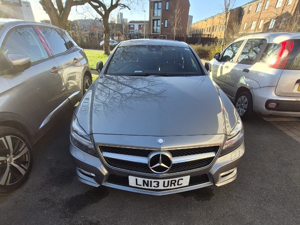 2013 Mercedes-Benz 350SL Image 2