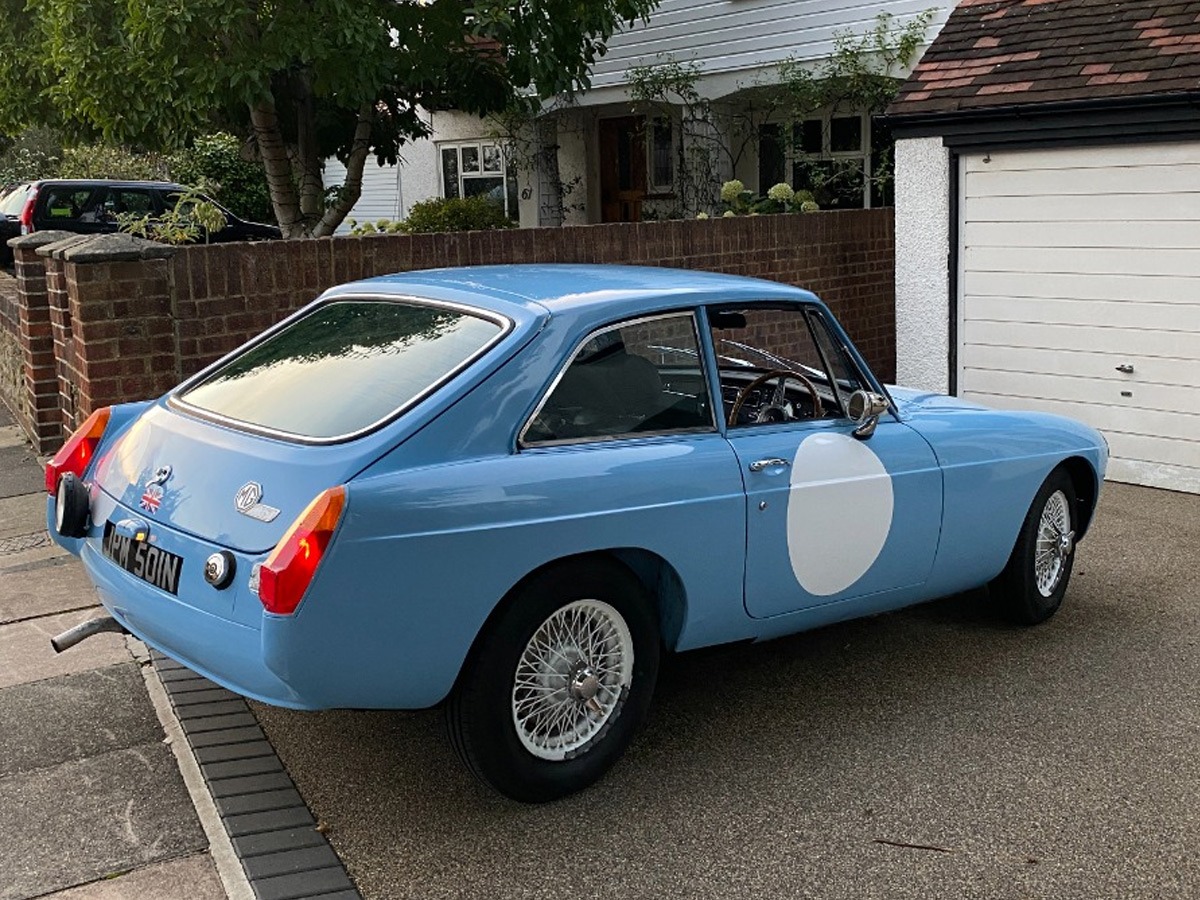 1975 MG MGB Image 8