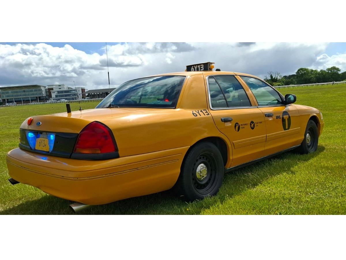 2007 Ford Crown Victoria Image 7