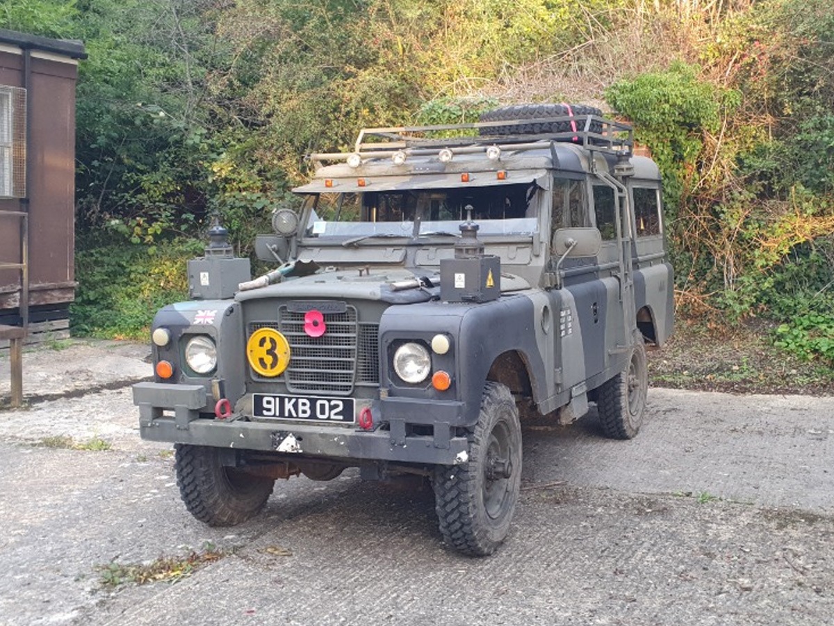1984 Land Rover 109 Image 1