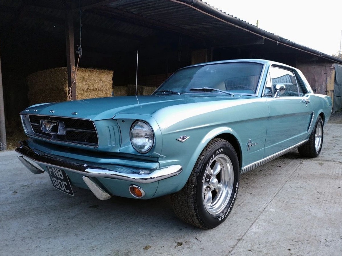 1965 Ford Mustang Image 2