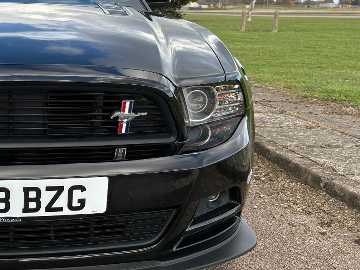 2013 Ford Mustang Image 4