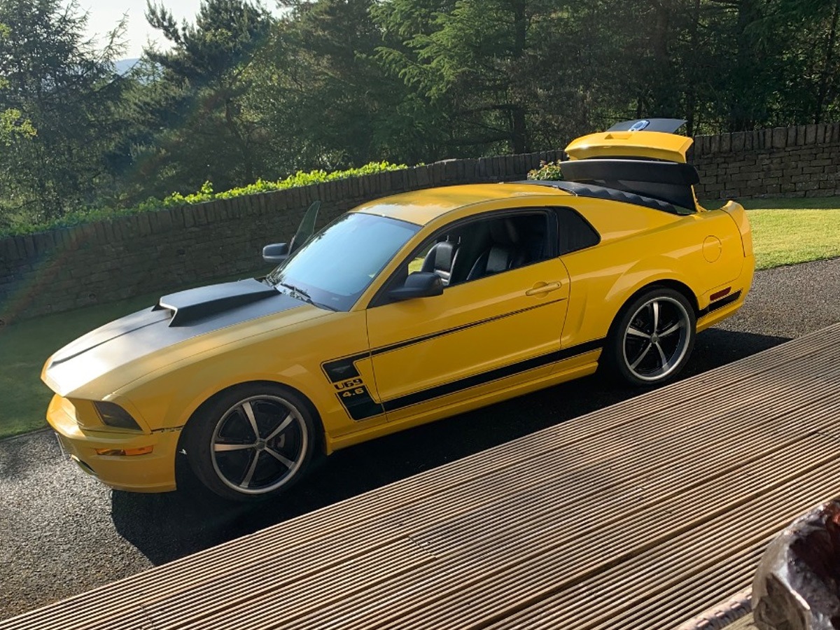 2005 Ford Mustang Image 2