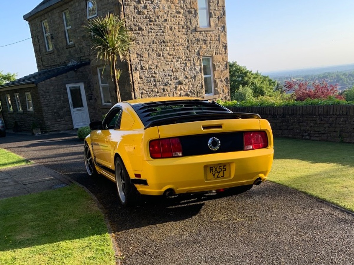 2005 Ford Mustang Image 3