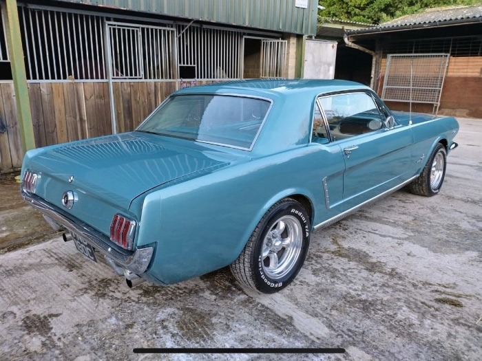 1965 Ford Mustang Image 9