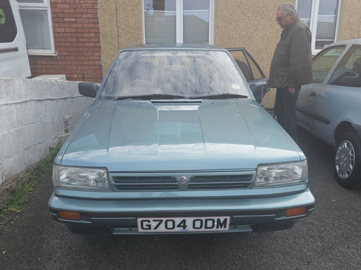 1989 Nissan Bluebird Image 2