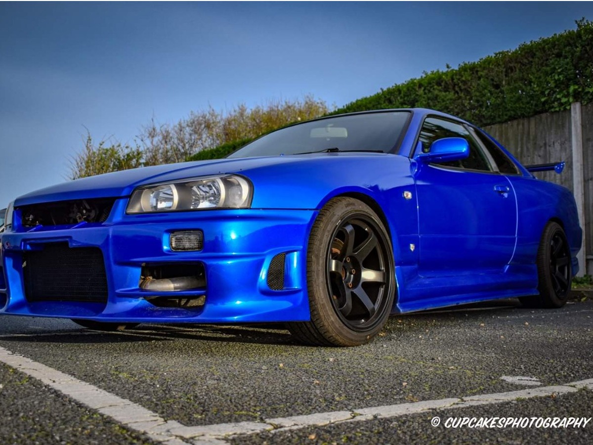 1998 Nissan Skyline Image 2