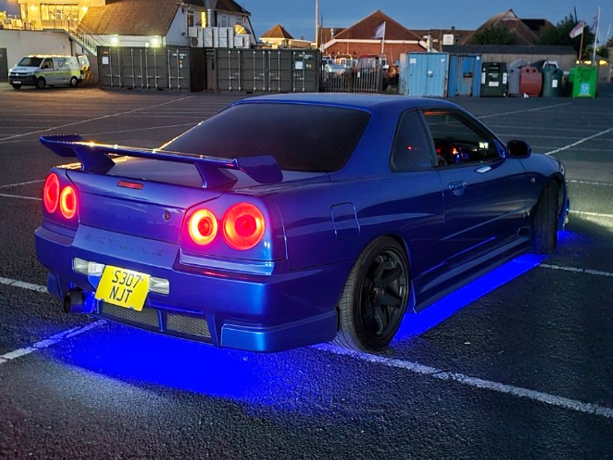 1998 Nissan Skyline Image 7