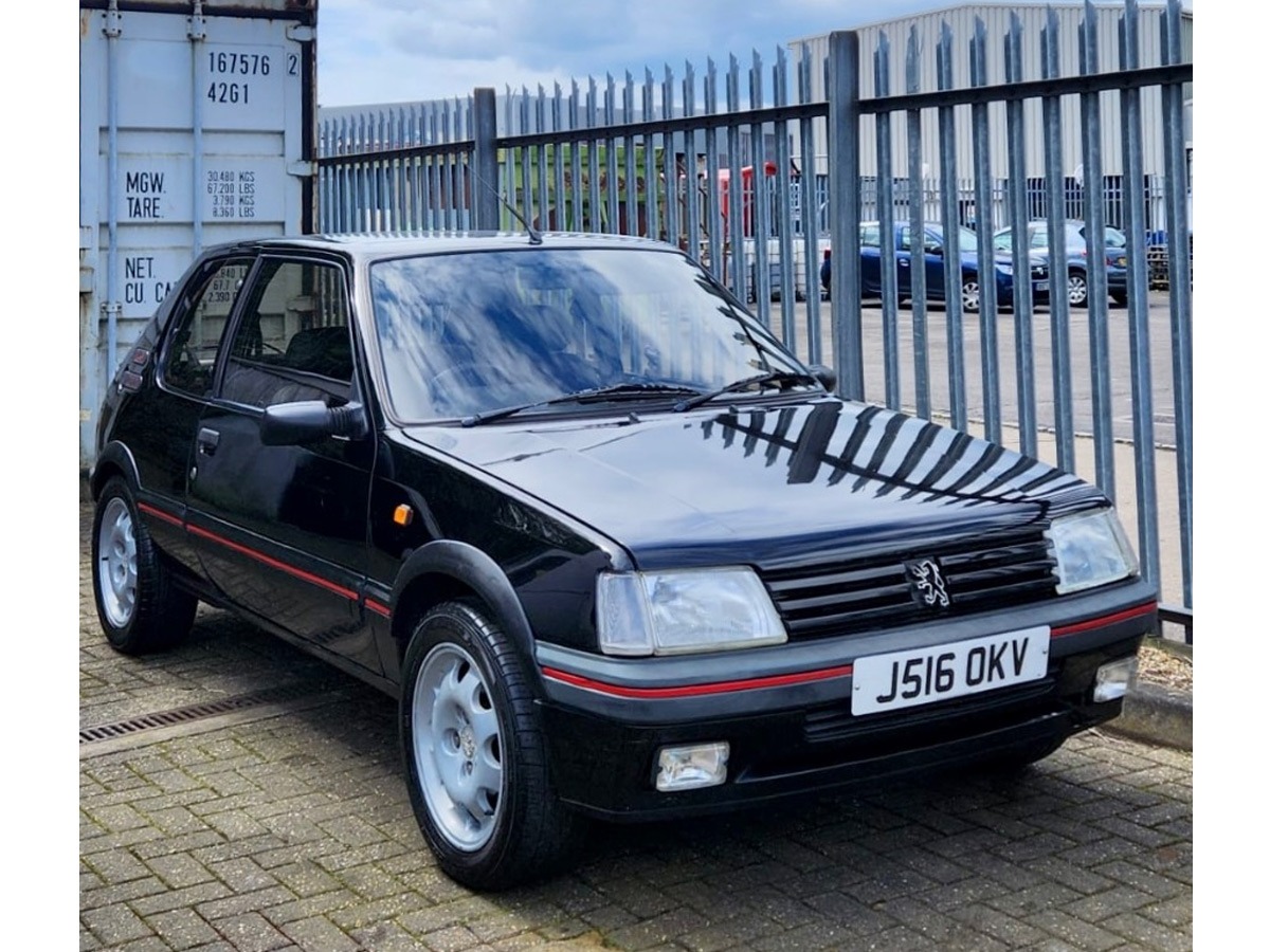 1992 Peugeot 205 Image 1
