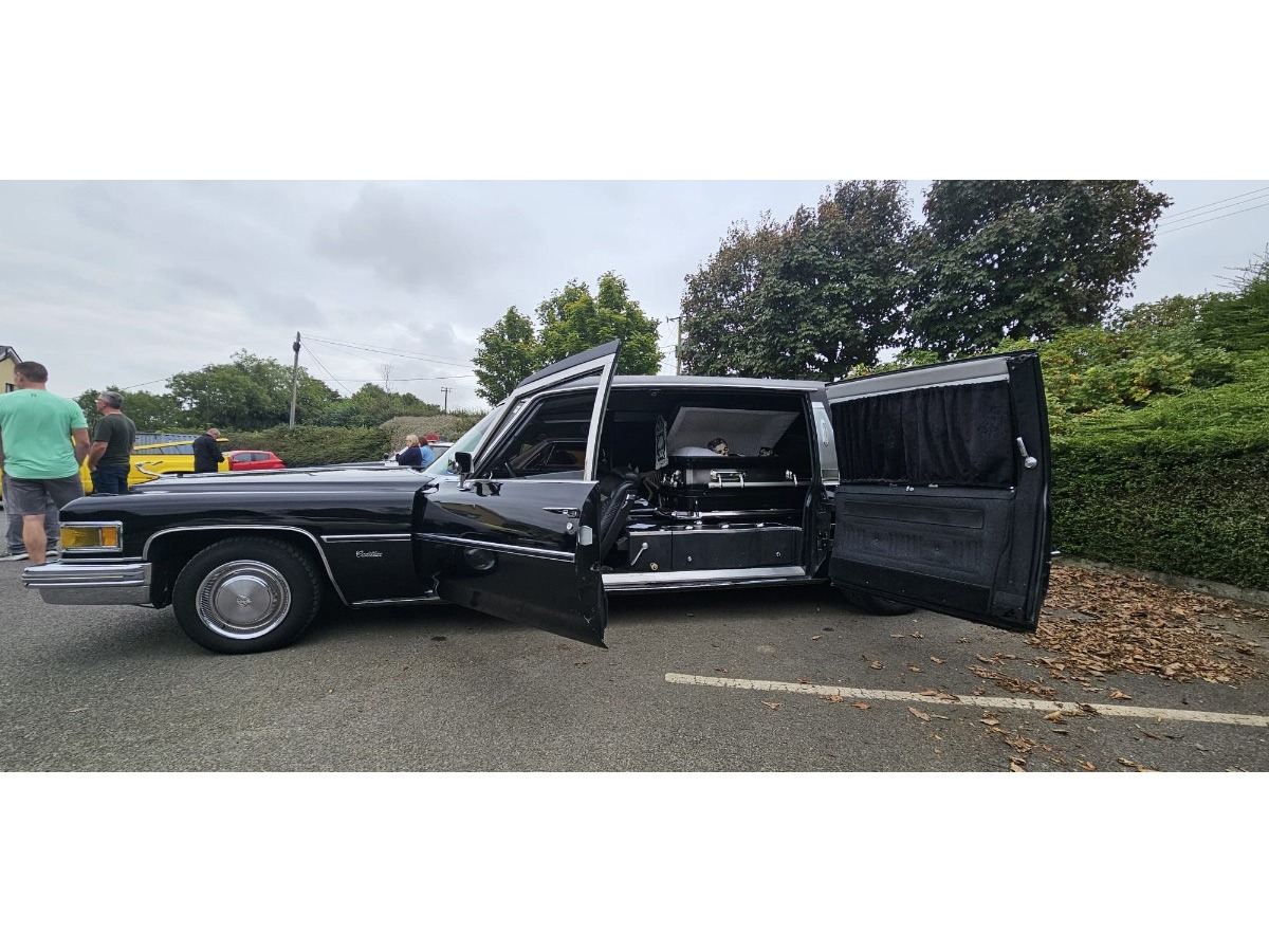 1975 Cadillac Other Image 2