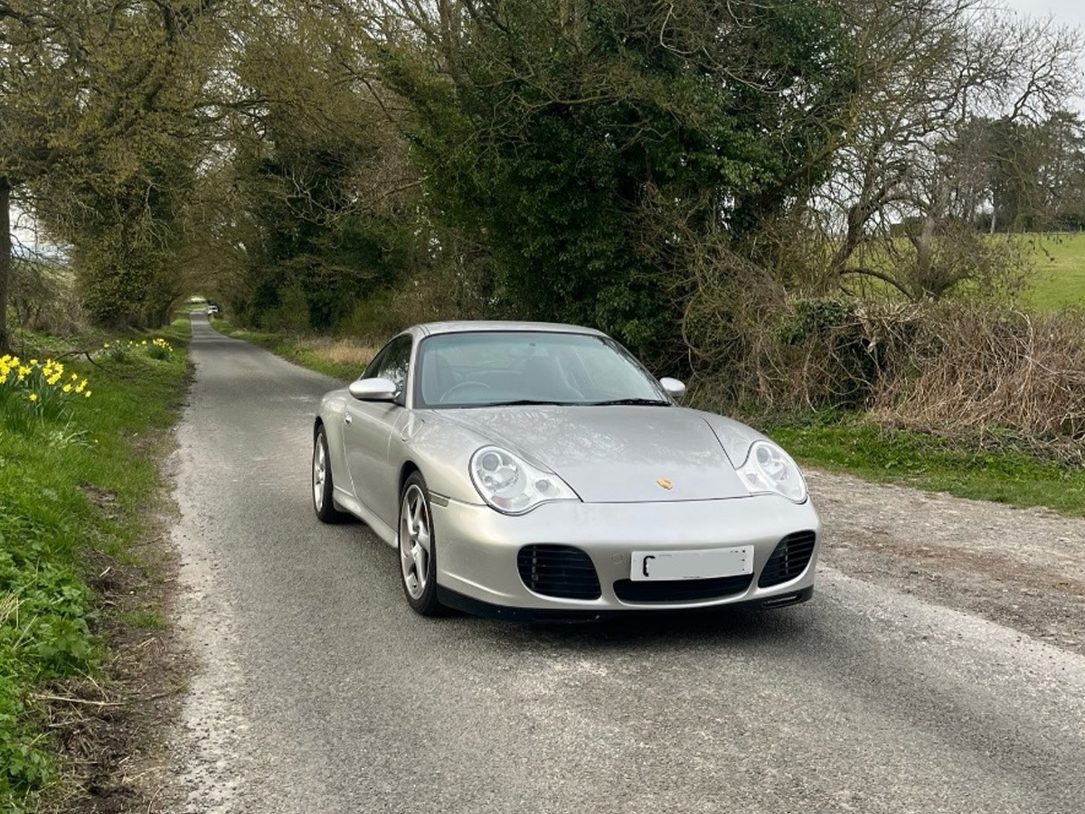 2003 Porsche 911 Image 1