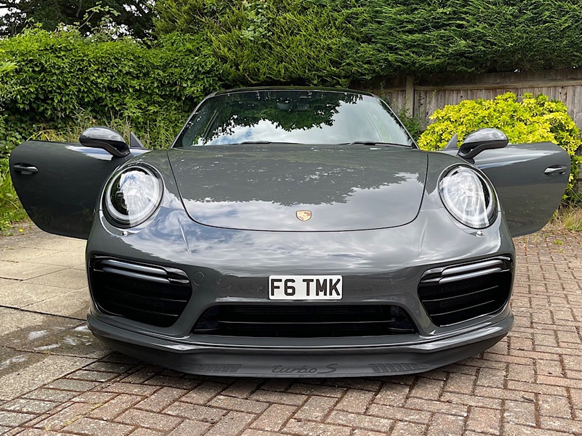 2017 Porsche 911 Image 3