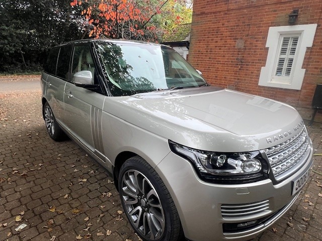 2015 Land Rover Range Rover Image 3