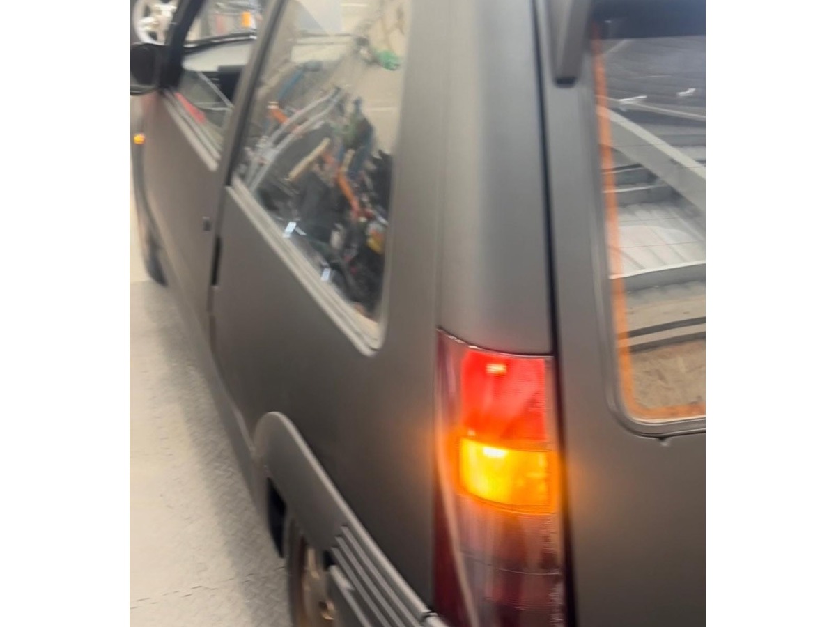 1988 Renault 5 Image 3