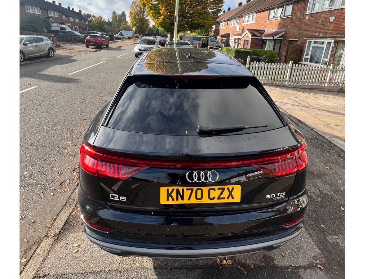 2020 Audi Q8 Image 2