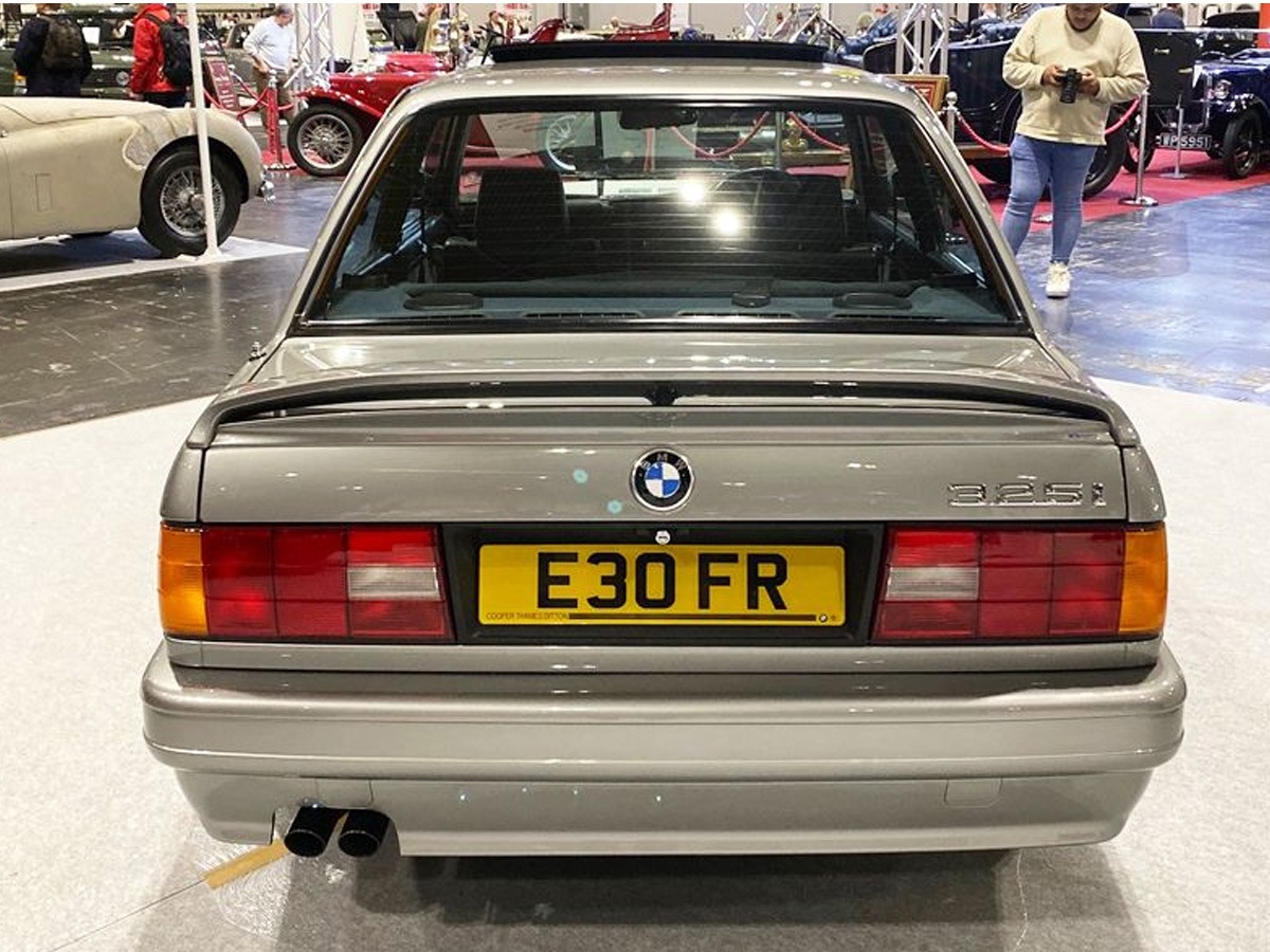 1988 BMW 3 Series Image 5