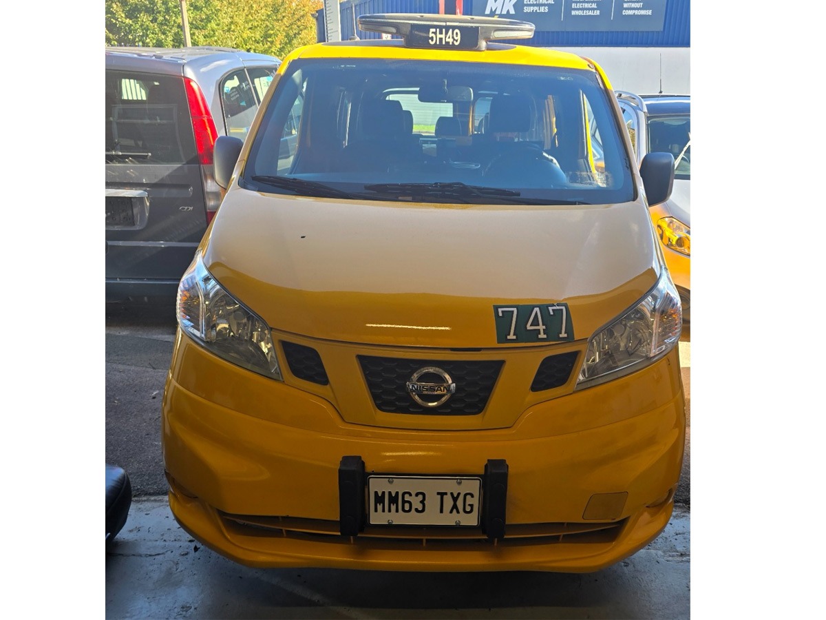 2013 Nissan NV200 Image 2