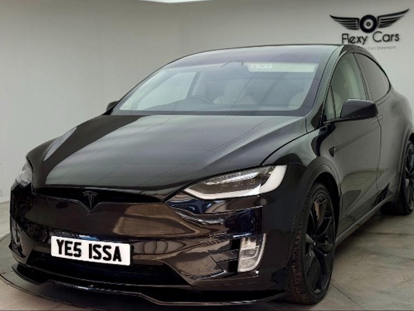 2017 Tesla Model X Image 12