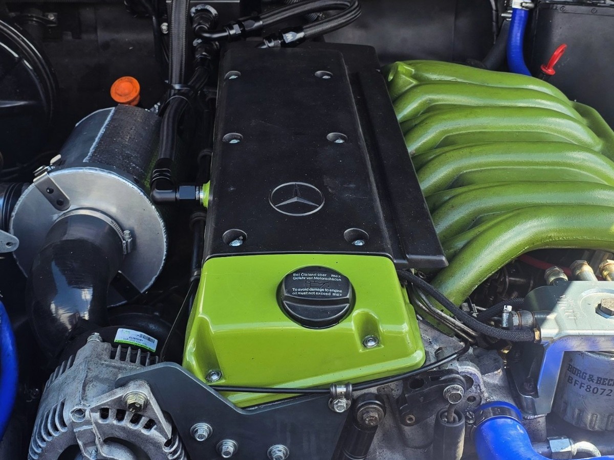 1987 Land Rover Defender Image 10