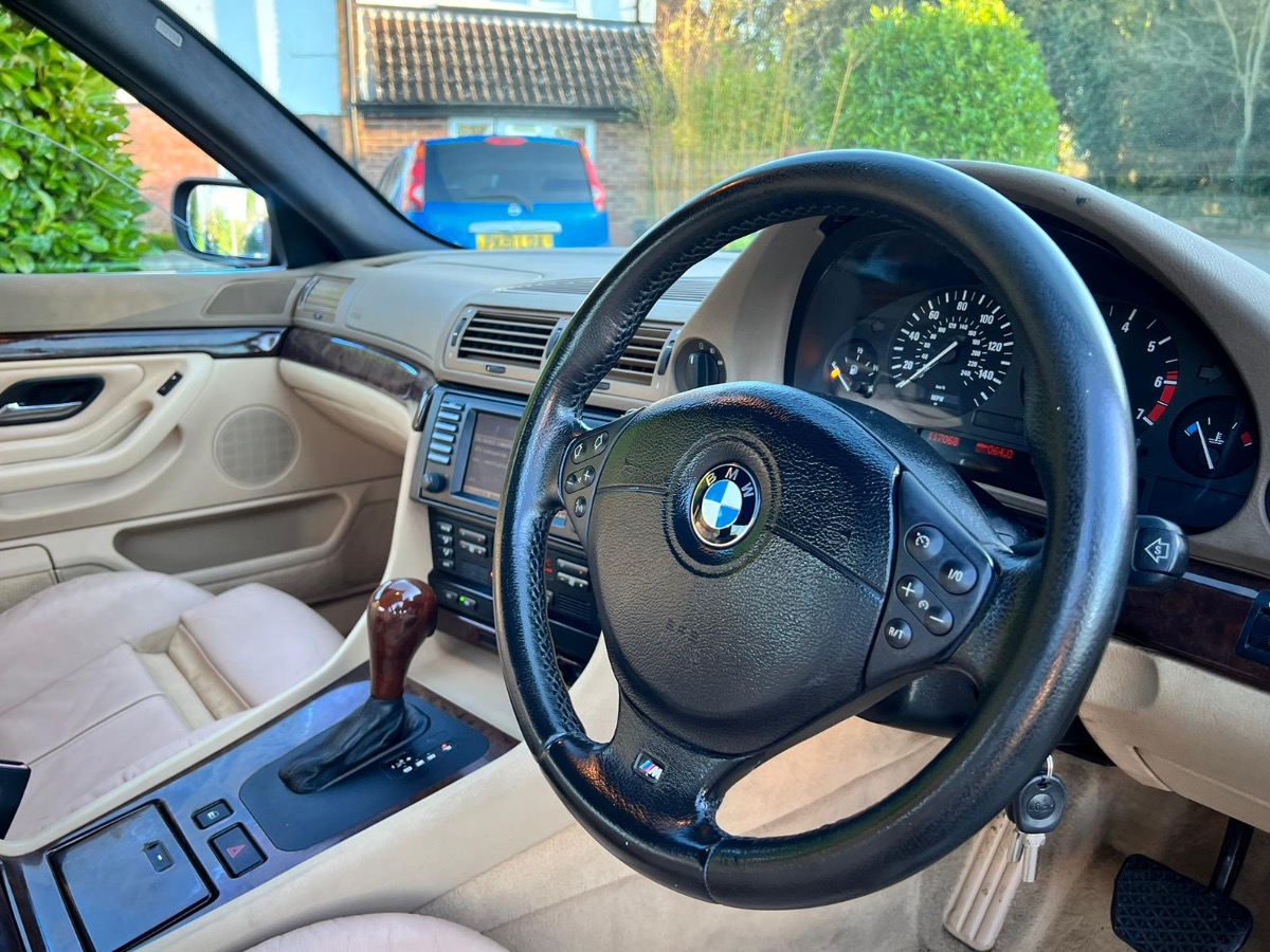 2001 BMW 7 Series Image 6